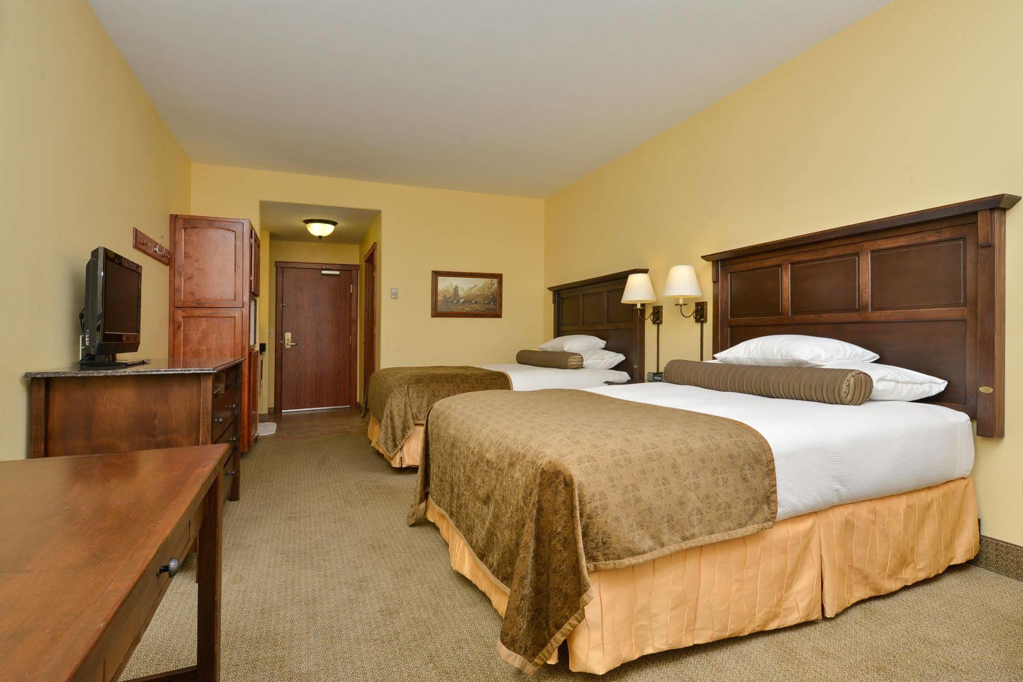 The Hotel 3*